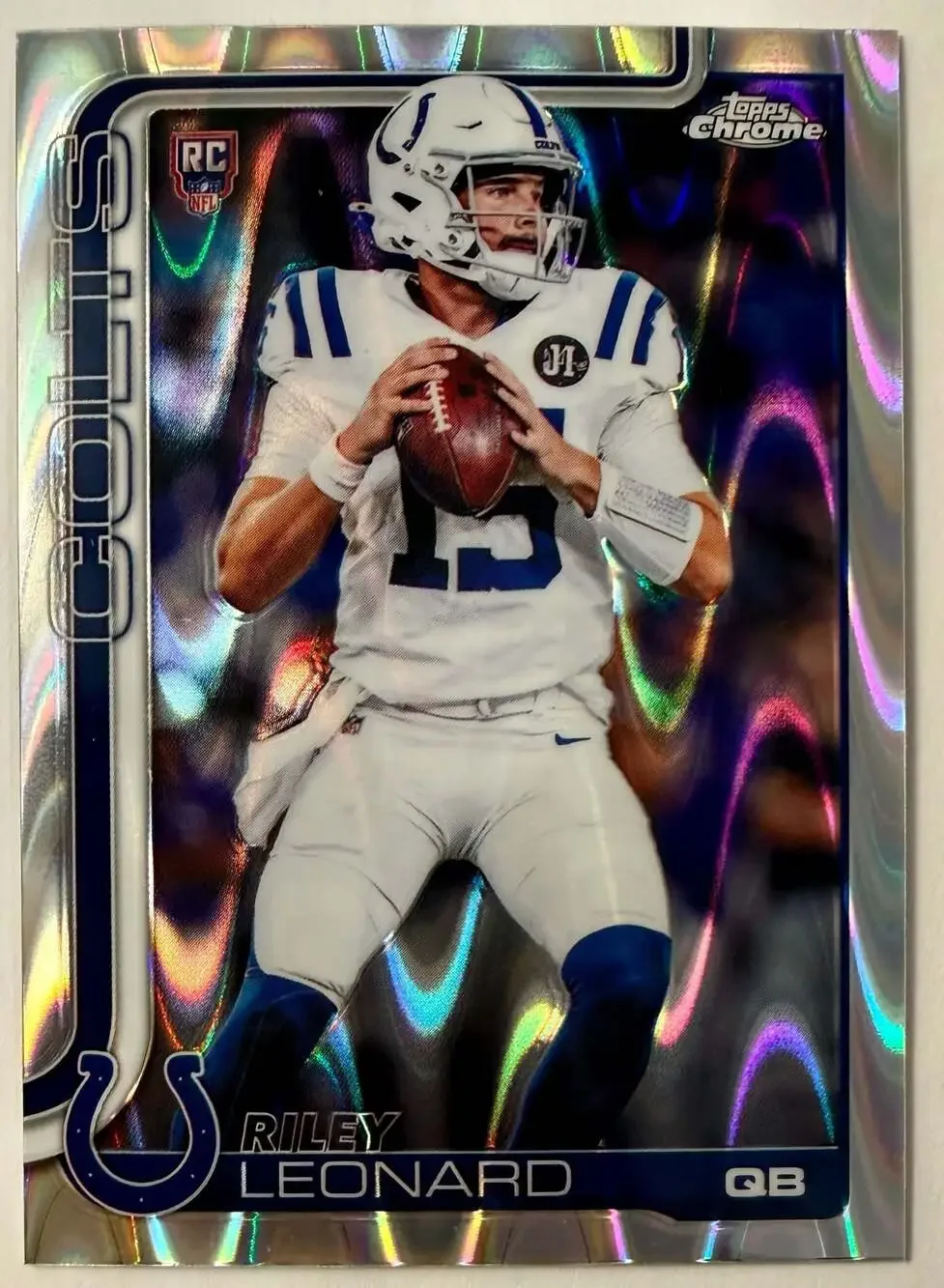 Riley Leonard 2025 Topps Chrome Indianapolis Colts RayWave Refractor Rookie Card